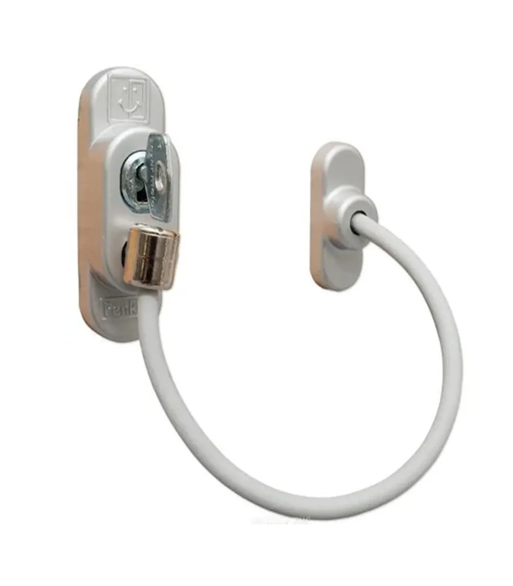 aps340b-anahtarlı-cocuk-guvenlik-kilidi-pencere-balkon-kapisi-metal-parkzon APS340B ANAHTARLI KORDONLU BALKON KAPISI VE PENCERE KİLİDİ BEYAZ- PARKZON